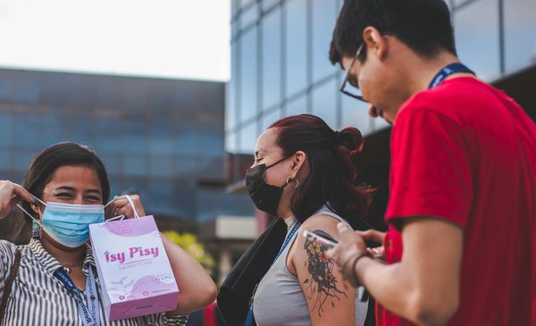 Revolutionäre High-Tech-Materialien: So verwandeln sie Alltagskleidung in smarte Fashion